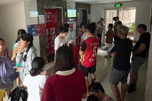 Dập tắt kịp thời đám cháy căn hộ trên tầng 15, chung cư Tam Phú