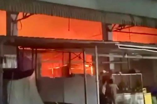 Cháy tại chợ Bình Hàng Tây, tỉnh Đồng Tháp