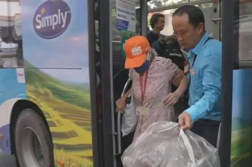 Những người tạo sự hấp dẫn cho xe buýt Thủ đô