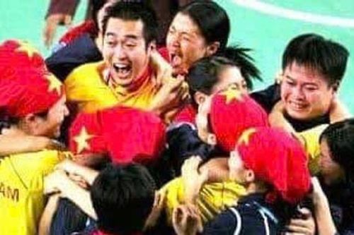 Huấn luyện viên Hà Tùng Lập: Người 'giữ lửa' cho cầu mây Thủ đô