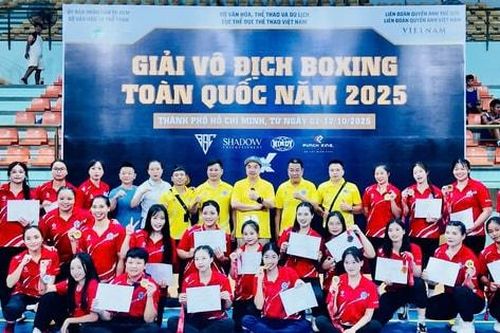 Boxing nữ Hà Nội giành ngôi Nhất toàn đoàn Giải vô địch boxing toàn quốc