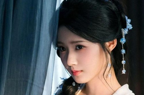 Nhập Thanh Vân: Cảnh quay 3 giây giúp Lư Dục Hiểu được khen xinh như tiên tử