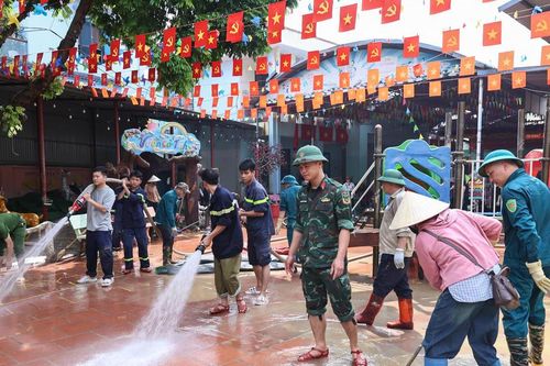 Thủ tướng chỉ đạo khẩn trương khắc phục thiệt hại do bão số 11 đối với ngành Giáo dục