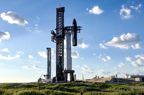NASA 'hụt hơi' trên cuộc đua Mặt Trăng?