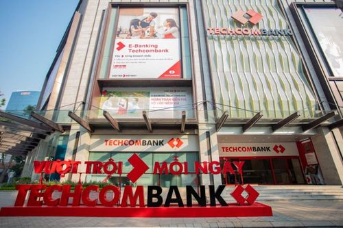 Techcombank bắt đầu tuyển 'gold trader'