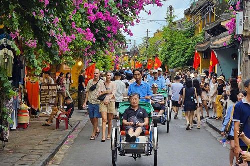 Đà Nẵng làm mới sản phẩm, tăng trải nghiệm để giữ đà tăng trưởng
