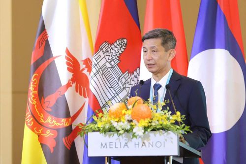 Hướng tới phát triển bền vững và gắn kết khu vực