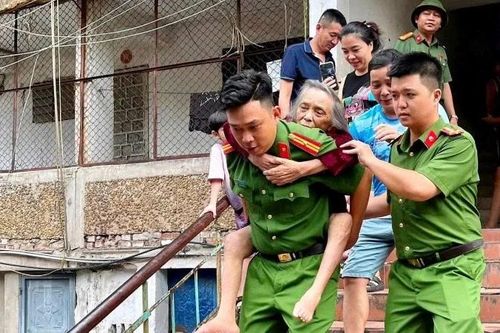 Thấp thỏm trong chung cư cũ