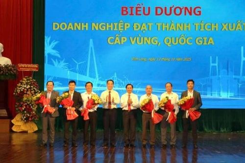 Vĩnh Long họp mặt 600 doanh nghiệp, doanh nhân tiêu biểu