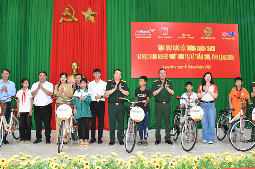 Những chuyến đi nghĩa tình