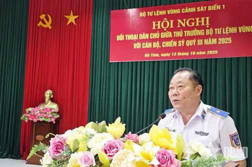 Hải đội 102: Nhiều kết quả nổi bật trong xây dựng đơn vị vững mạnh toàn diện 'Mẫu mực, tiêu biểu'