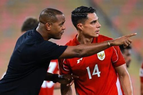 Vé vớt nói không với Kluivert