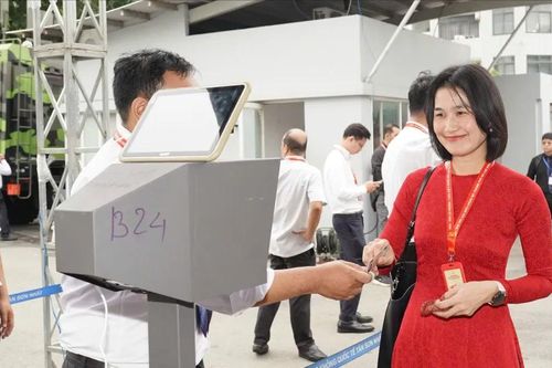 Rộn ràng không khí trước Đại hội đại biểu Đảng bộ TPHCM lần thứ I, nhiệm kỳ 2025-2030