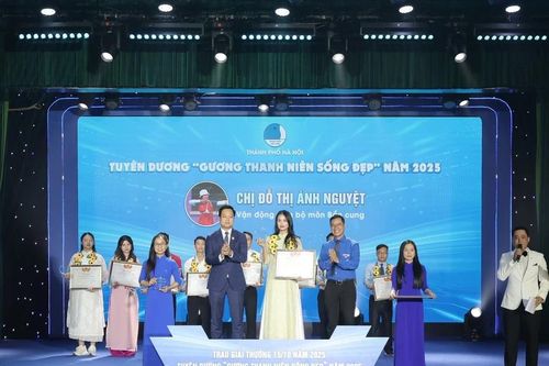 Nữ cung thủ xinh đẹp được tuyên dương gương 'Thanh niên sống đẹp' năm 2025