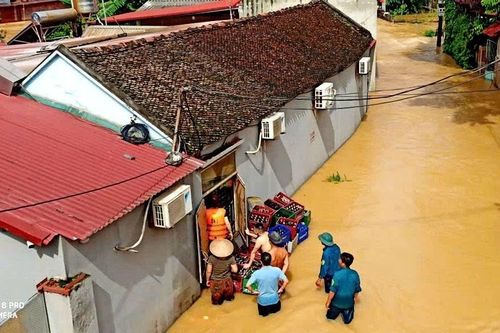 Chủ tịch Bắc Ninh chỉ đạo trung thực thống kê thiệt hại do bão số 11