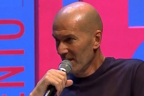 Zinedine Zidane lần đầu thừa nhận muốn thay thế HLV Deschamps