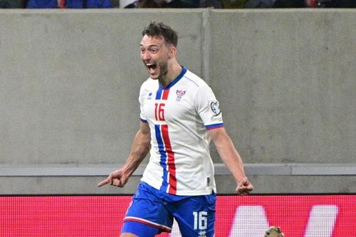 Quốc gia dân số 5 vạn người giành thắng lợi lịch sử, thắp lên giấc mơ World Cup
