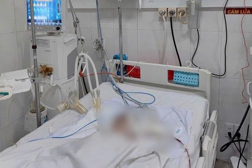 Vụ 2 gia đình gặp tai nạn trên đường đi khám bệnh: Bé 11 tháng tuổi tử vong