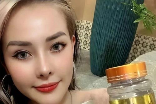 Từ vụ Ngân 98 bị bắt, mỗi viên giảm cân trôi nổi đều có thể là thuốc độc