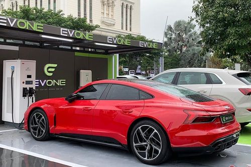 Công nghệ mới cho ô tô điện: Xóa tan nỗi lo của hàng triệu người chạy xe