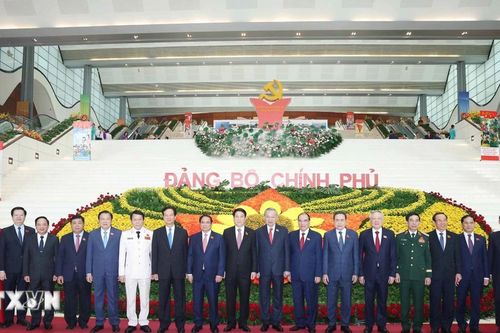 Khai mạc Đại hội đại biểu Đảng bộ Chính phủ lần thứ nhất, nhiệm kỳ 2025-2030