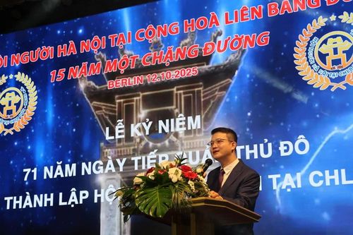 Người Hà Nội tại Đức hướng về thủ đô trong những ngày tháng 10