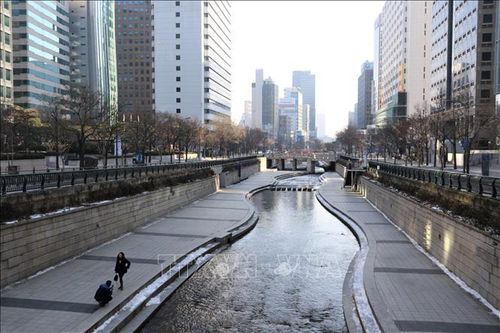 Hàn Quốc: Thủ đô Seoul xây dựng hầm trú ẩn hạt nhân đầu tiên cho người dân