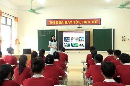 Học và làm theo Bác ở Trường TH&THCS Đông Phú