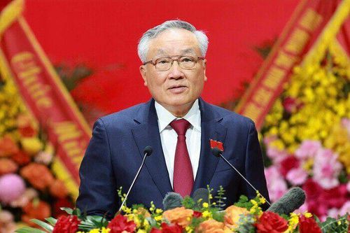 Đảng bộ Chính phủ đặt mục tiêu tăng trưởng GDP bình quân nhiệm kỳ mới ít nhất 10%/năm