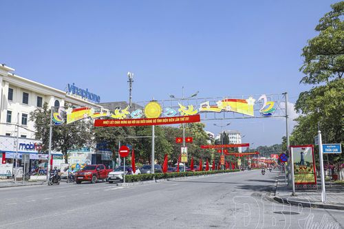 Thông báo cấm đường, phân luồng giao thông phục vụ Đại hội Đảng bộ tỉnh lần thứ XV