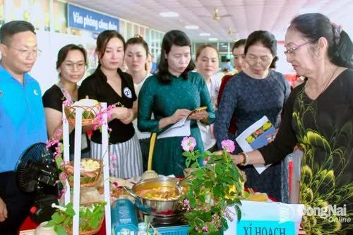 Sôi nổi hội thi dành cho công nhân lao động nhân dịp 20-10