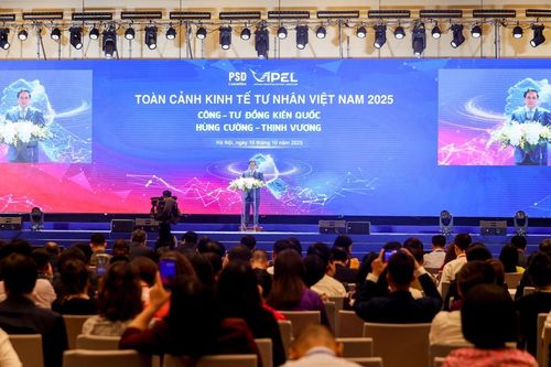 Thủ tướng: Doanh nghiệp tiên phong thực hiện các mục tiêu chiến lược 100 năm