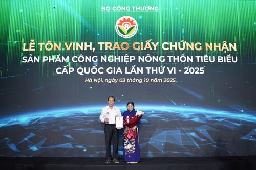 'Điều Rang Củi Hoàng Phú' Tự hào sản phẩm công nghiệp nông thôn tiêu biểu quốc gia 2025