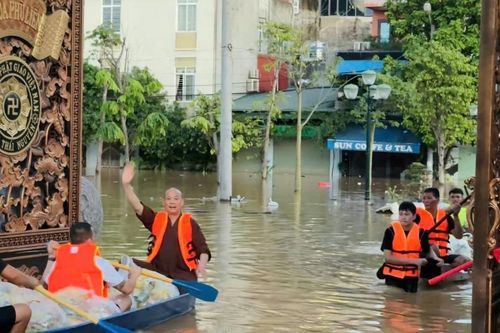 Ban Vận động Cứu trợ TP.HCM tiếp nhận hơn 6 tỷ đồng giúp đồng bào khắc phục thiệt hại do bão lũ
