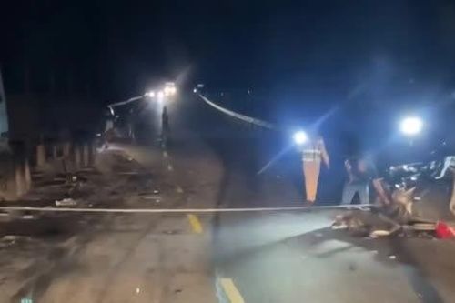 Vụ tai nạn xe đầu kéo và ô tô con khiến 7 người bị thương: Cháu bé 11 tháng tuổi tử vong
