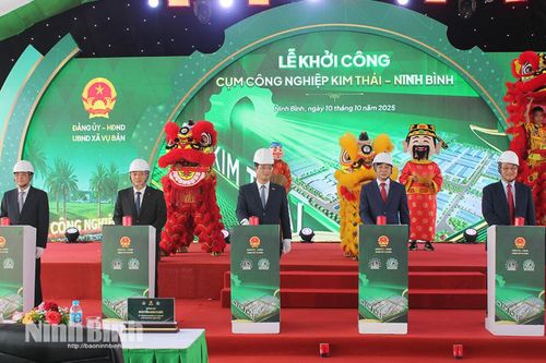 Ninh Bình khởi công dự án đầu tư xây dựng hạ tầng Cụm công nghiệp Kim Thái