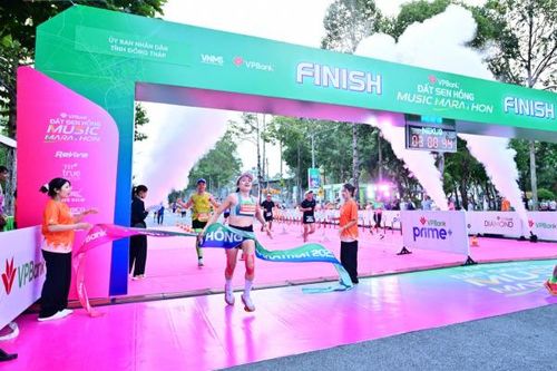 12.000 runner về đích, VPBank Đất Sen Hồng Music Marathon 2025 kết thúc ấn tượng