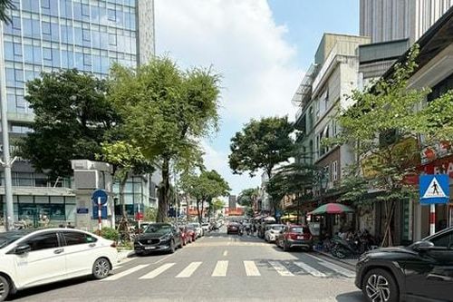 Phường Hoàn Kiếm thiếu quỹ đất giao thông tĩnh:Nhiều thách thức trong bảo đảm trật tự đô thị