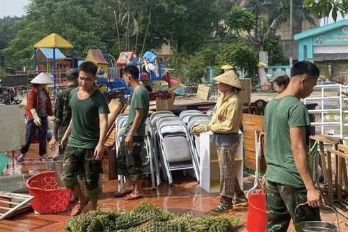 Lũ rút, 2.161 ngôi nhà của Hà Nội còn ngập lụt