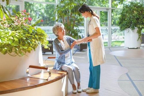 Chi 74 triệu/tháng sống ở viện dưỡng lão cao cấp, vợ chồng U80 'bỏ trốn' sau 3 tháng