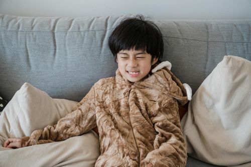 7 dấu hiệu bất thường ở trẻ