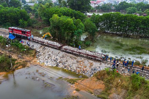 Hiện trạng tuyến đường sắt Hà Nội - Thái Nguyên sau sự cố sạt lở