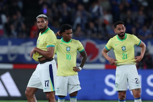 Truyền thông Brazil nổi giận khi đội nhà thua Nhật Bản