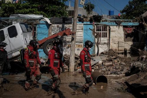 Lũ lụt nghiêm trọng ở Mexico khiến 64 người thiệt mạng
