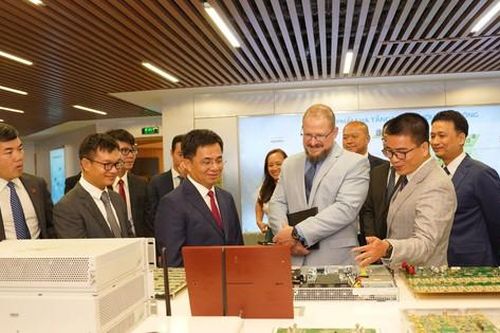 Viettel và Qualcomm tổ chức hội thảo Open RAN lớn nhất Việt Nam
