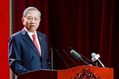 Đảng bộ Thành phố Hồ Chí Minh cần đưa tinh thần các nghị quyết chiến lược của Bộ Chính trị vào thực tiễn phát triển