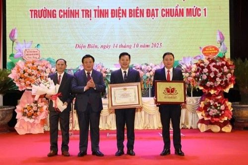 Trường Chính trị tỉnh Điện Biên được công nhận đạt chuẩn mức độ 1
