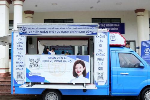 Hà Nội khai trương mô hình xe dịch vụ công lưu động