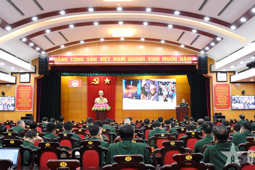 Bồi dưỡng báo cáo viên toàn quân tháng 10-2025