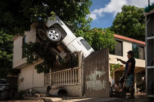 Hình ảnh lũ dữ nhấn chìm Mexico, hơn 120 người thương vong và mất tích